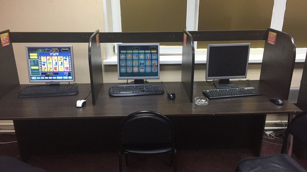 В Челябинске полицейские ликвидировали пять подпольных игровых залов