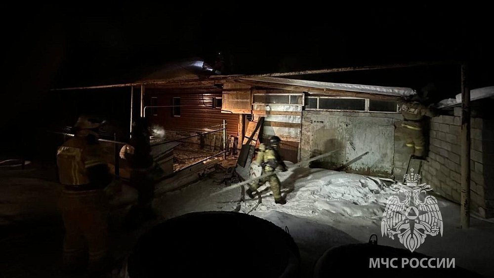 11-летний мальчик пострадал при пожаре в частном доме в Челябинской области