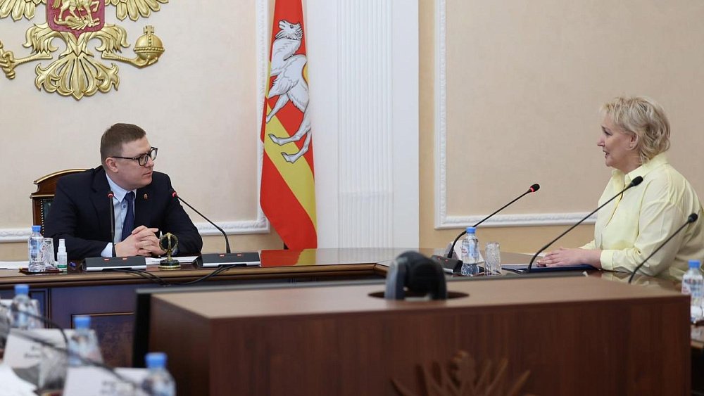 Алексей Текслер поручил реанимировать автобусный маршрут в Чесменском районе