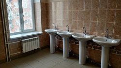 В Челябинске отремонтировали половину аварийного общежития с обвалившейся стеной