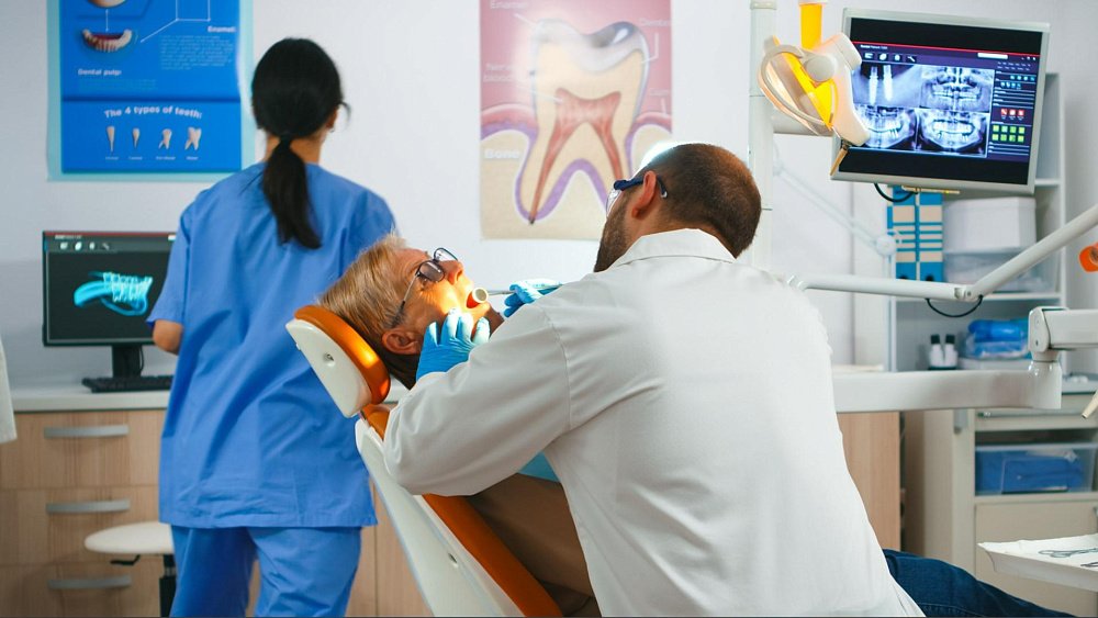 Причины появления язвочек во рту