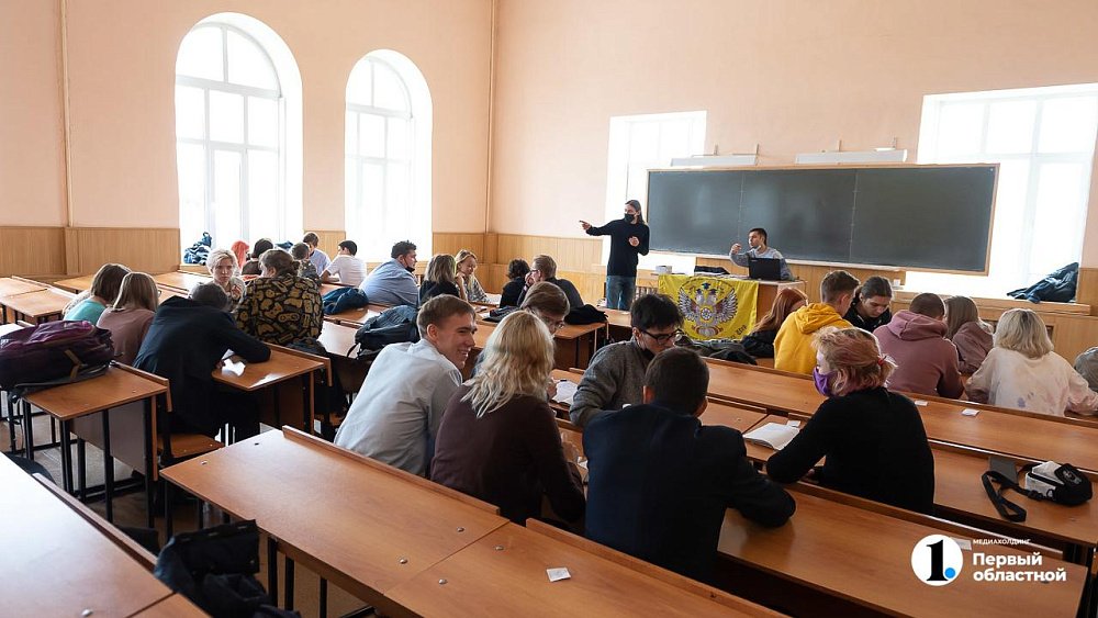 Дипломы бакалавриата продолжат котироваться в России и за рубежом — Валерий Фальков