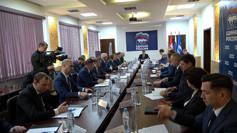 Спикер Заксобрания Челябинской области оставил пост руководителя фракции «Единой России»