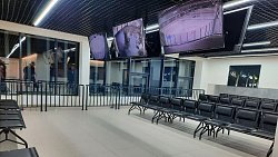 Юные спортсмены начали тренироваться в новой академии хоккея в Челябинске