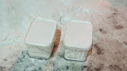 В Челябинске из‑за разлива кислотного вещества эвакуировали посетителей магазина