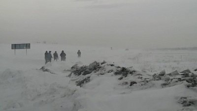 В Челябинской области полностью занесло дорогу в село Верхнекизильское