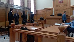 Знакомые семьи рассказали в челябинском суде, как жила убитая отчимом 18‑летняя девушка