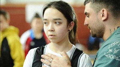 Тяжелоатлетка из Челябинска завоевала серебро первенства России