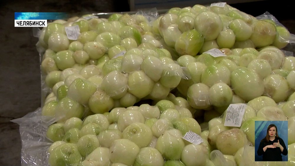 На комбинате показали чем питаются школьники