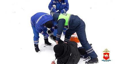 В Кыштыме экипаж ДПС помог пострадавшему туристу