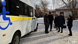 В Челябинской области сельских пенсионеров бесплатно подвозят до районных больниц