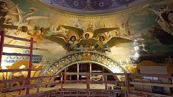 Появились снимки расписанного купола храма Александра Невского