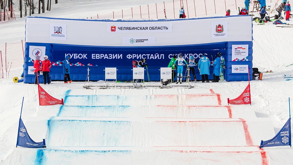 Игорь Омелин из Аши показал лучшее время в квалификации Кубка Евразии по фристайлу