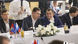 Алексей Текслер: «Главные задачи на 2023 год — промышленный и инвестиционный рост»