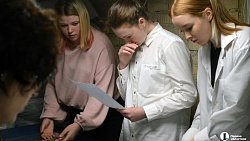 В Челябинске студенты и преподаватели шьют вещи для военнослужащих