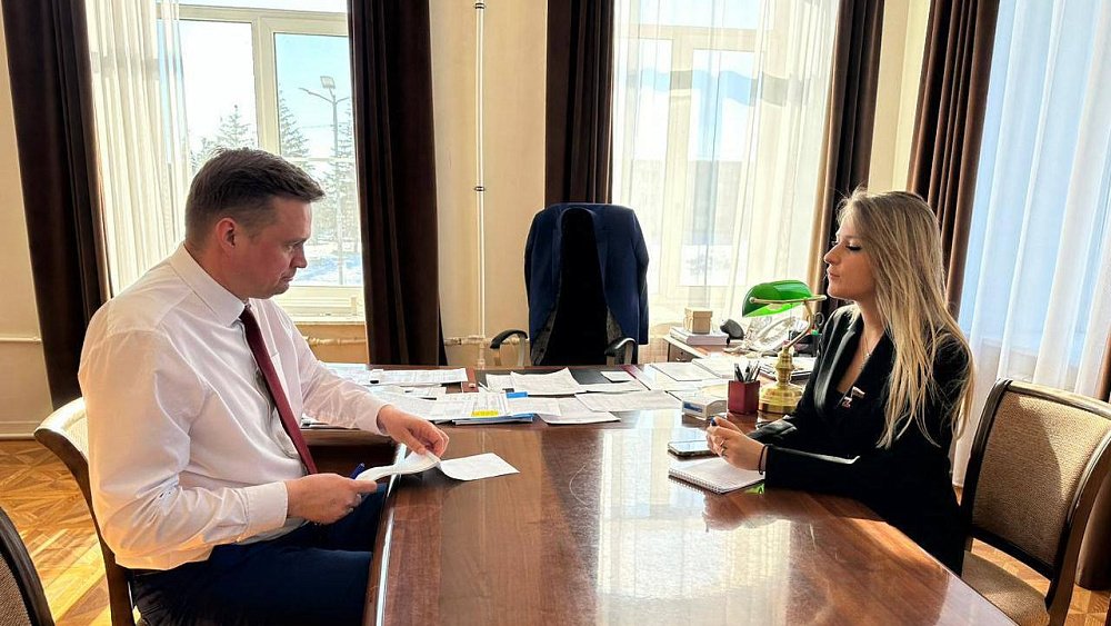 Яна Лантратова пообещала семьям мобилизованных из Троицка решить вопрос с федеральными выплатами