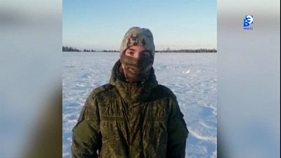 Бойцы передают поздравления