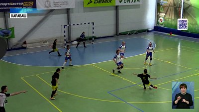 Юная футболистка забила самый красивый гол