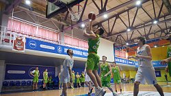 Баскетболисты «Челбаскета» одержали победу над боксерами в товарищеском матче