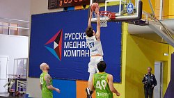 Баскетболисты «Челбаскета» одержали победу над боксерами в товарищеском матче