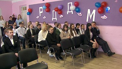 Миасский чемпион вдохновляет школьников