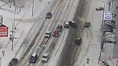 Челябинец устроил массовую аварию в снегопад