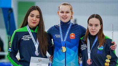 Челябинки завоевали два золота на чемпионате России по шорт-треку