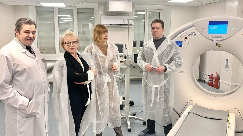 В больнице Магнитогорска монтируют новый КТ‑аппарат и компьютерный ангиограф