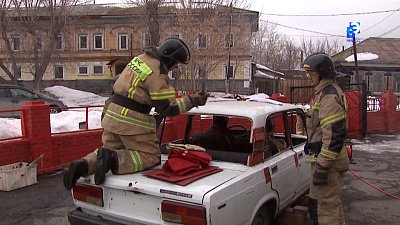 В Миассе состоялись пожарно-спасательные соревнования