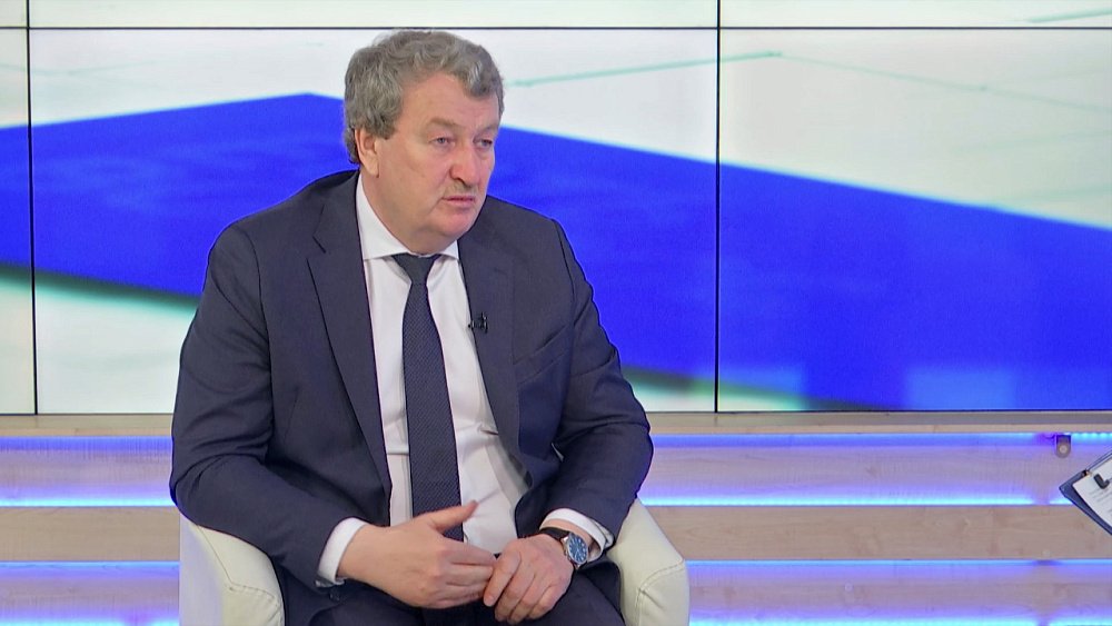 В программе «Есть вопрос» говорим о контроле за ввозом продуктов в регион