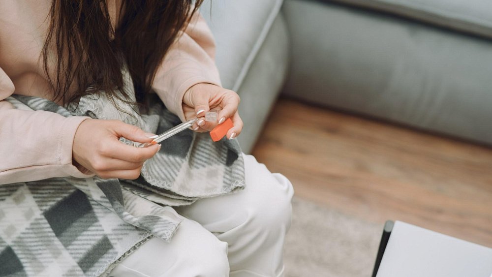 Почему невысокая температура переносится организмом хуже