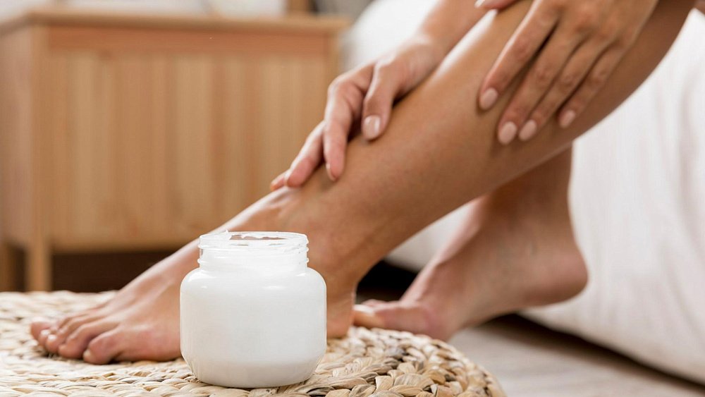 Из чего сделать крем для гладкости стоп