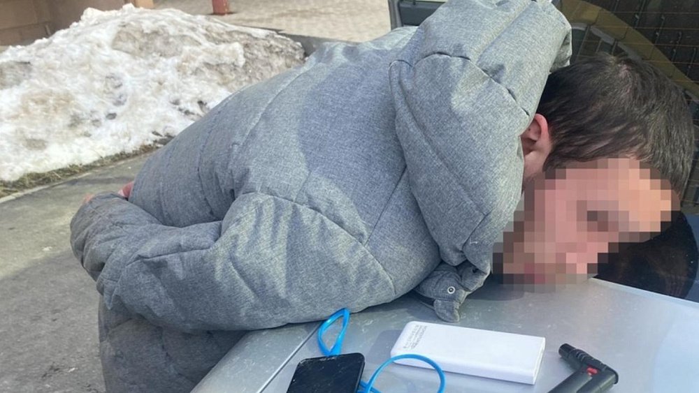 В Челябинске мужчина угнал Toyota и вымогал деньги у хозяина авто