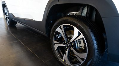 Челябинским автомобилистам посоветовали повременить со сменой резины