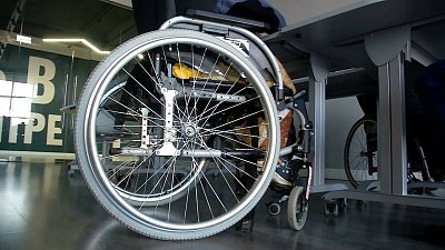 Челябинца не пустили в самолет из-за инвалидной коляски