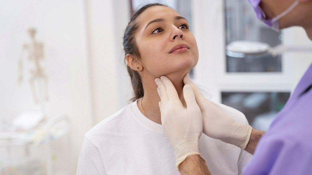 Перед диетой нужно проверить щитовидку