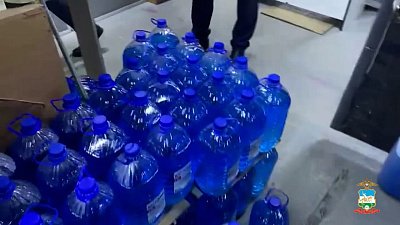 В Башкирии полицейские изъяли более 23 тонн «незамерзайки» без маркировки