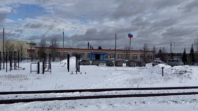 В Челябинской области власти обязали ликвидировать переход в школу через железную дорогу