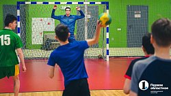 Гандболисты клуба «Динамо-Сунгуль» дали мастер‑класс челябинским юным спортсменам