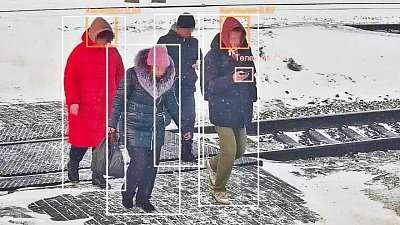 Первые в России умные камеры начали следить за пешеходами на ж/д путях Чебаркуля