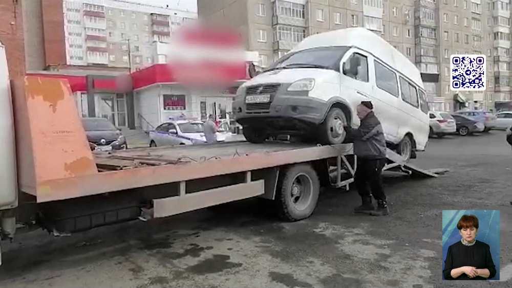 Водителя маршрутки поймали без прав