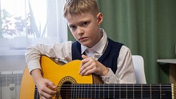 Творчество и господдержка подарили девушкам из Челябинска путевки в новую жизнь