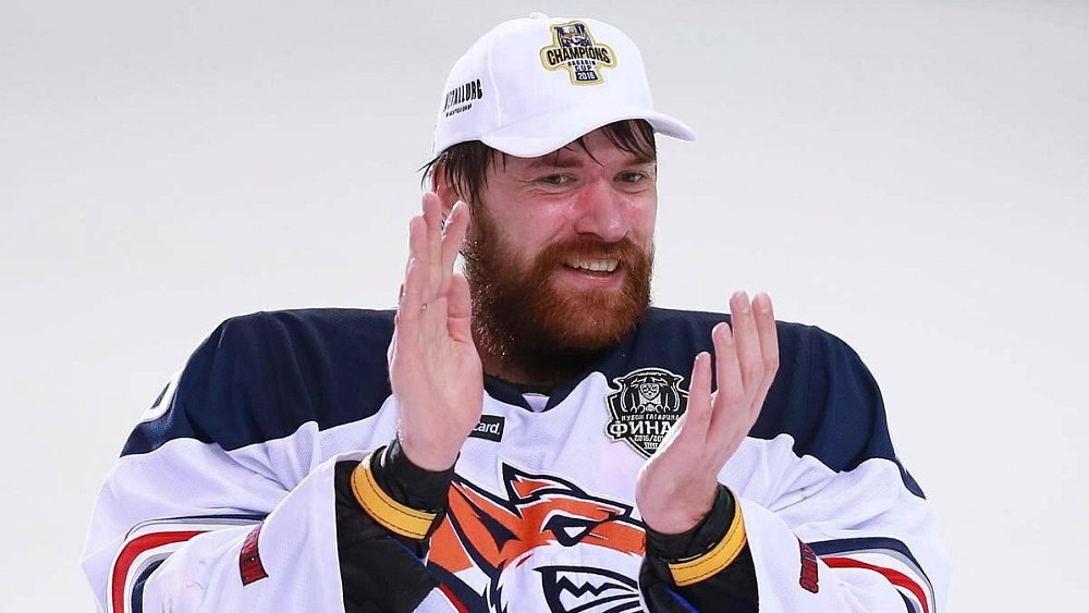 Голкипер магнитогорского «Металлурга» Василий Кошечкин объявил о завершении карьеры