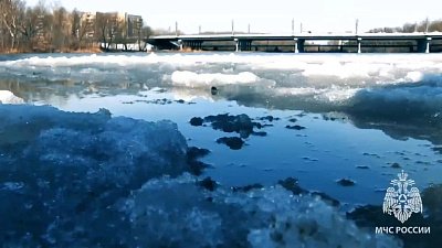 Южноуральцев призывают не выходить на весенний лед