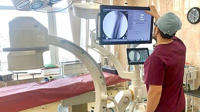 Магнитогорские врачи срастили позвоночник упавшей с пятого этажа женщине