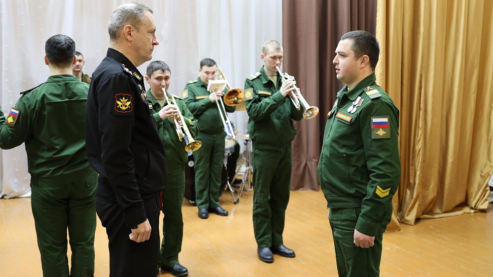 Сержант из Челябинской области за спасение раненых в бою получил благодарственное письмо президента РФ