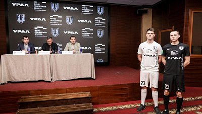 Футбольный клуб «Торпедо» из Миасса подписал соглашения о сотрудничестве с партнерами команды