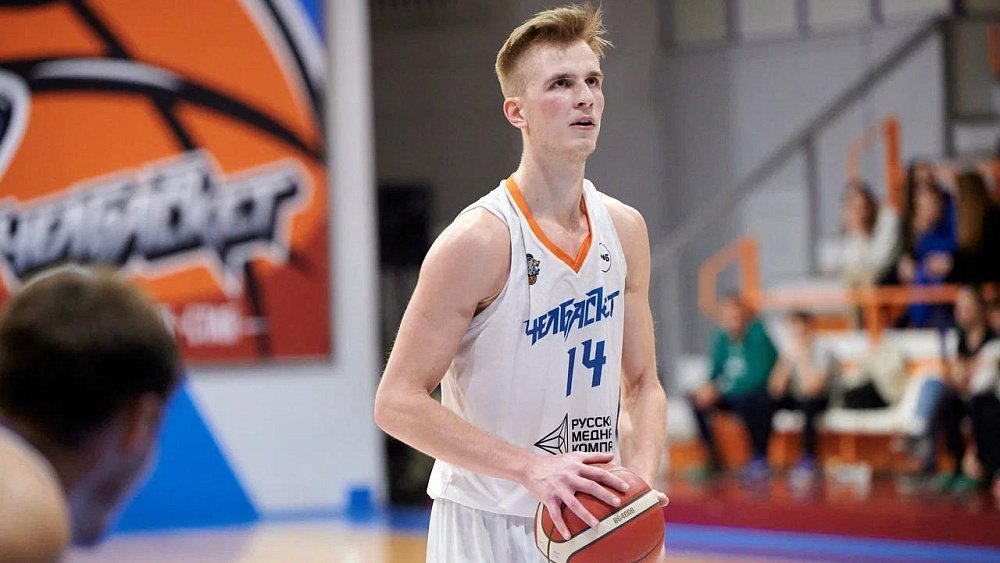 «Точный бросок у меня скорее от мамы, чем от отца» — игрок «Челбаскета» Никита Перцев