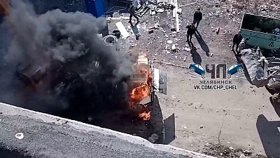 В Челябинске загорелся автокран
