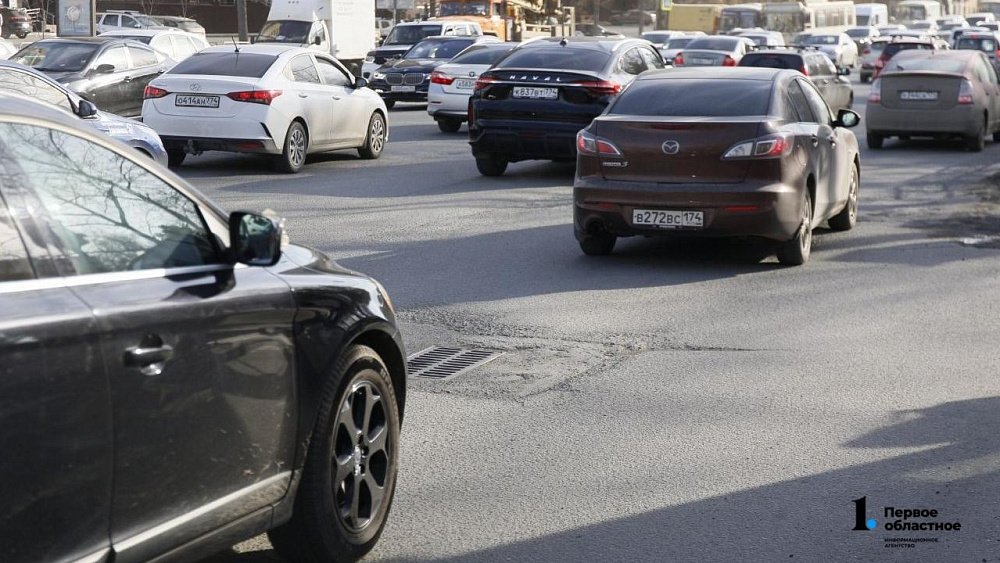  В Челябинске составят список улиц, где проведут дорожный ремонт
